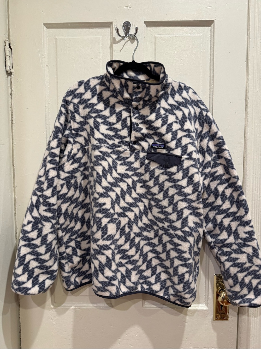 Patagonia Women’s Lightweight Synchilla Snap-T Pullover Fleece, Blue/White, XXL